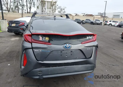 2021 Toyota Prius Prime Xle z USA, uszkodzony, nr VIN JTDKAMFP4M3174207